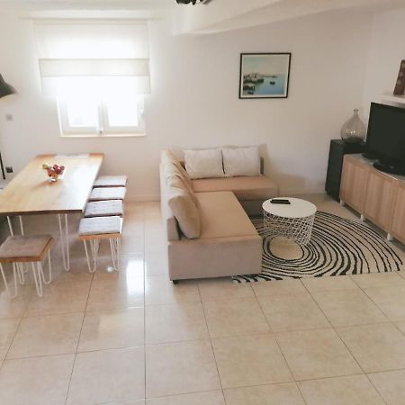 הוילה Ražanac House For Rent Paola מראה חיצוני תמונה