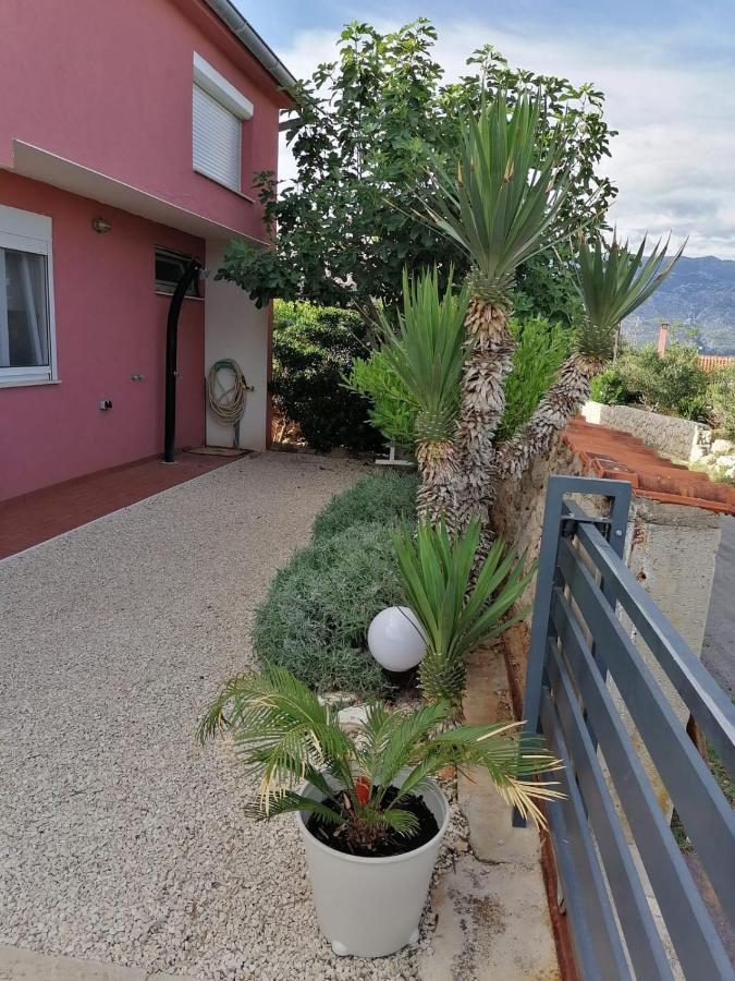 הוילה Ražanac House For Rent Paola מראה חיצוני תמונה